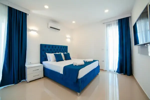 Hotel Ambiente Ulcinj Main image